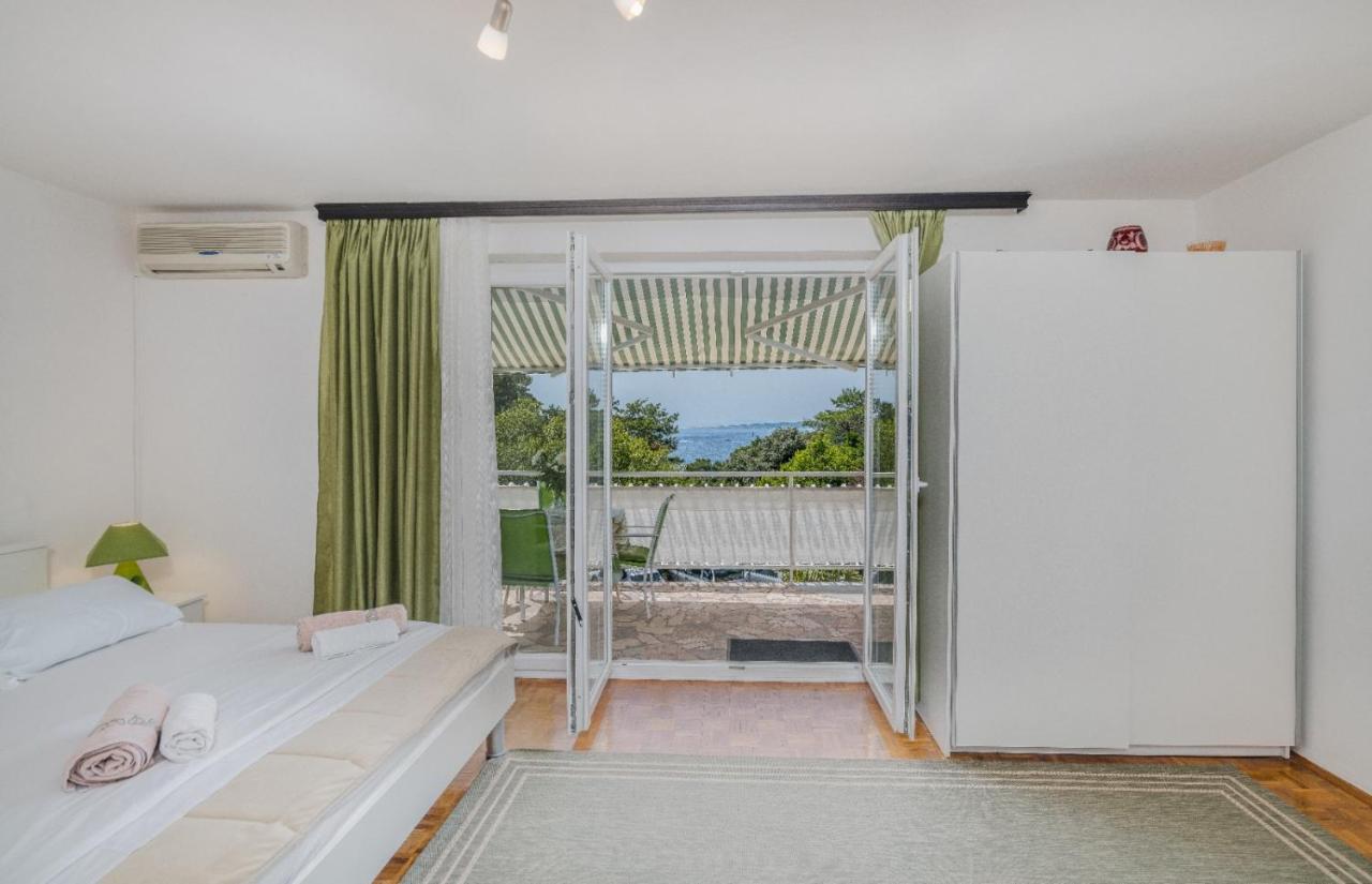 Apartment Nada Krk Town